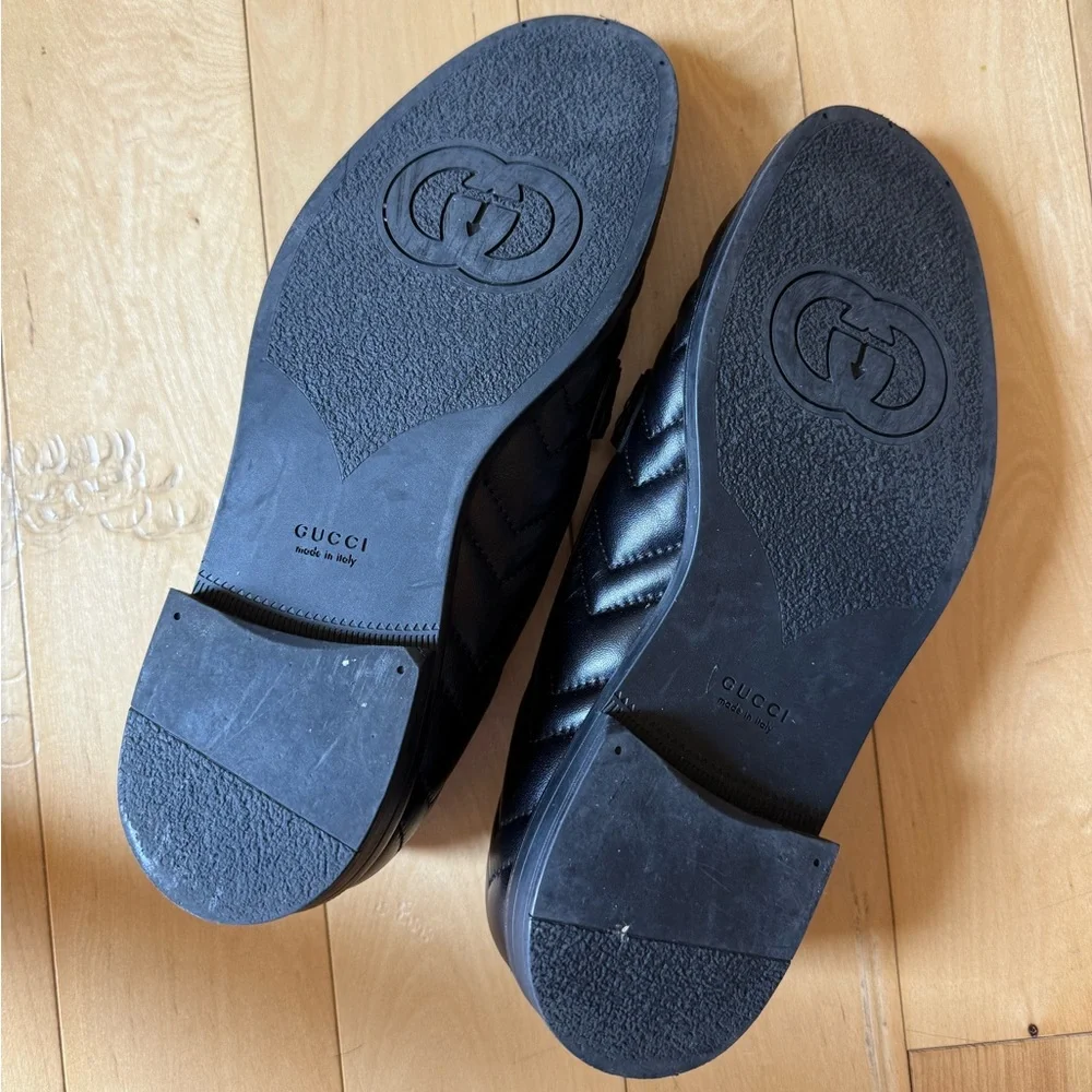 Gucci // black leather quilted loafers - Picture 3 of 9